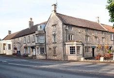 기타 2 Cross Hands Hotel