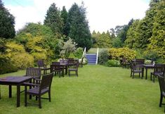 기타 4 Cross Hands Hotel