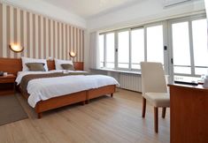 Others 4 Hotel Neboder