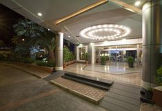 其他 3 Club Side Coast