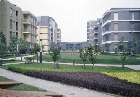 Lain-lain Chateau Regency