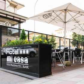 Hotel Mi Casa1 , 飯店托雷拉里韦拉