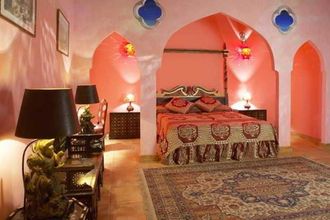 Lain-lain 4 Reads Balance Hotel