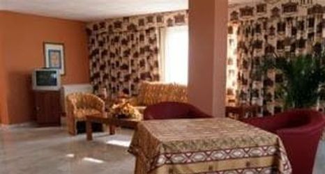 อื่นๆ 2 Triunfo Granada Sur