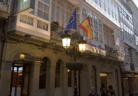 Others Galiano Plaza