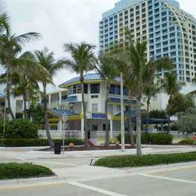 Avalon Waterfront Inns 1, Hotel Marriott's Harbor Beach Resort & Spa