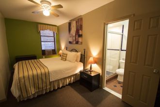 Lain-lain 4 Royal Park