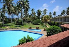 其他 5 Palm Village