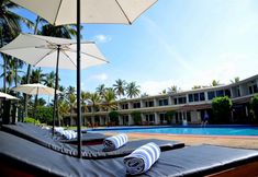 其他 6 Palm Village