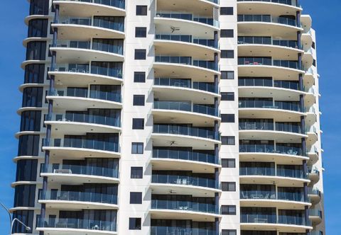 Others Park Regis Piermonde Apartments