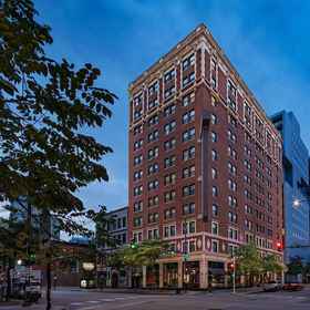 Hotel Felix 1, Hotel Tablescapes Event Rentals