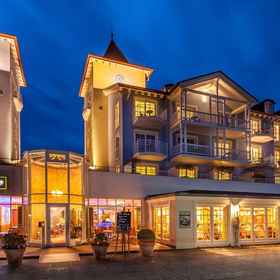 Travel Charme Strandhotel1 , 飯店前波美拉尼亚-格赖夫斯瓦尔德县