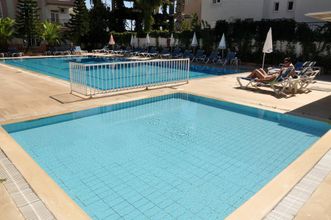 其他 4 Andros Family Club