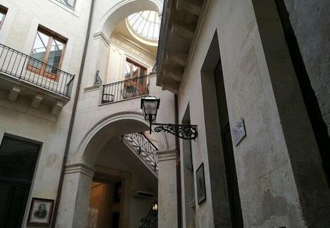 Others Palazzo Giaraca