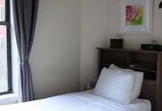 Others 6 Manhattan Inn