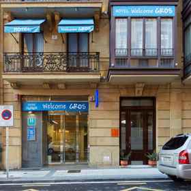 Welcome Gros Hotel1 , 飯店Zumarraga