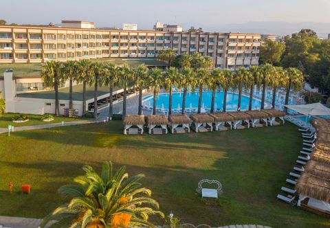 Others Amara Family Resort