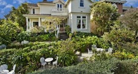 Others 2 Peace & Plenty Inn