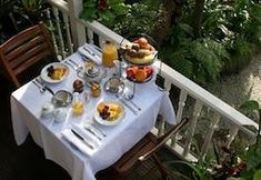 Others 6 Peace & Plenty Inn