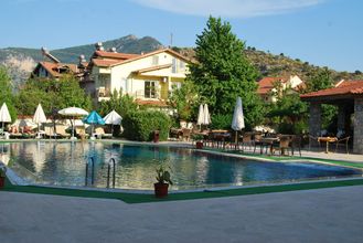 Lain-lain 4 Binlik Hotel