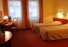 Others 6 Astoria Superior