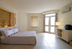 기타 4 Justiniano Fuga Fine Times