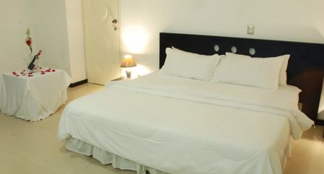 其他 2 Portofino Plaza