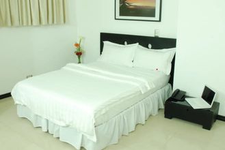 其他 4 Portofino Plaza