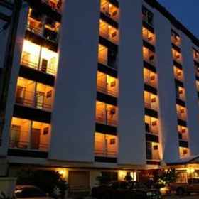 Nawarat Resort & Serviced Apartment 1, Hotel Yyy