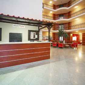 Larissa Inn1 , 飯店科尼亚尔蒂