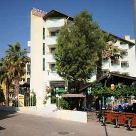 Siesta & Juniper Hote 1, 酒店 İzmir Kumru