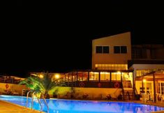 Others 6 Damnoni Bay