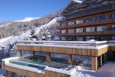 Others Alpen Village Hotel