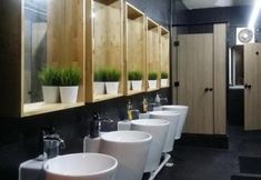 Others 6 Inncrowd Backpackers 2