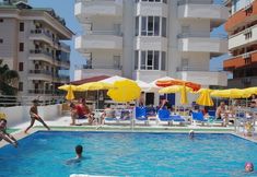 Others 4 Emir Fosse Beach