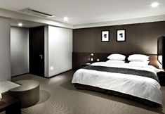 Khác 3 Hotel Castle