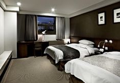 Khác 4 Hotel Castle