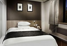 Khác 6 Hotel Castle