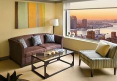 Khác 2 Sutton Court Hotel Residences