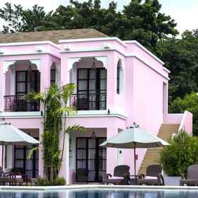 Absolute Sanctuary1 , 飯店查汶 Noi