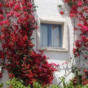 Nikolas Apartments 1, 酒店 Manos Hatzidakis Theatre