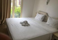 อื่นๆ 7 Club Dena