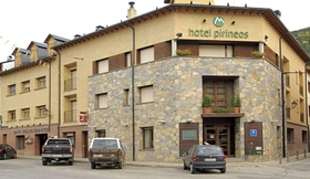 Lainnya 2 Hotel Pirineos