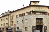 Lainnya Hotel Pirineos