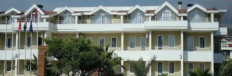 Lain-lain Berkay Hotel