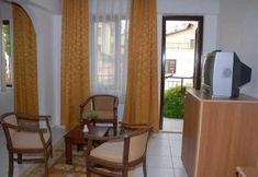 Others 6 Club Prestige Hotel