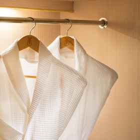 Vienna South Railway Station Hotel 1, Hotel Shiqiao