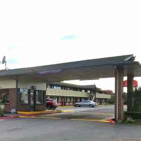 Econo Lodge Kent1 , 飯店肯特谷冰雪中心