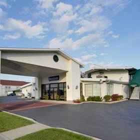 Travelodge Inn & Suites Latham1 , 飯店奥尔巴尼县