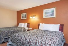 Others 5 Red Carpet Inn